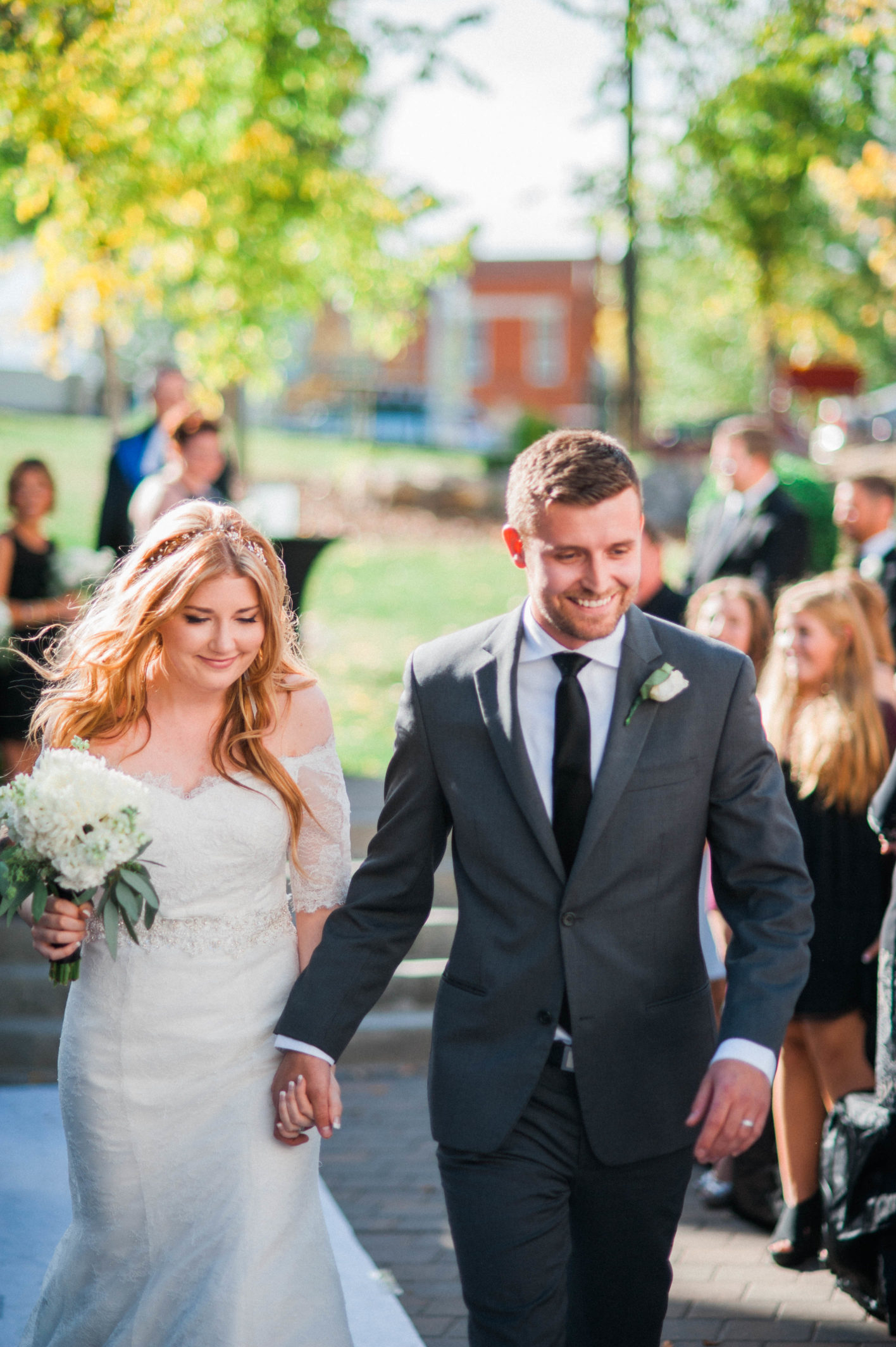 Hayley + Aaron – Rhiannon Sarah Photography